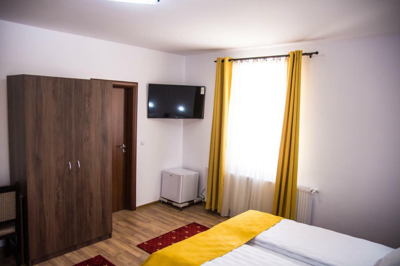 Pensiunea Iliada Sibiu Exterior photo